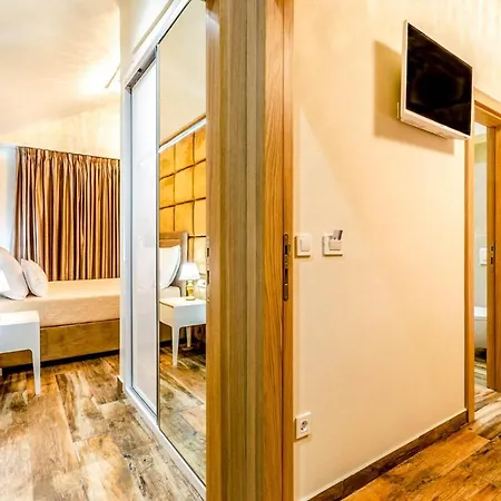 Villa Medvinjak Sleeps 8 With Pool Air Con And Wifi Korcula Town