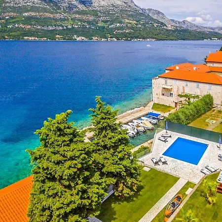 Medvinjak Sleeps 8 With Pool Air Con And Wifi Villa